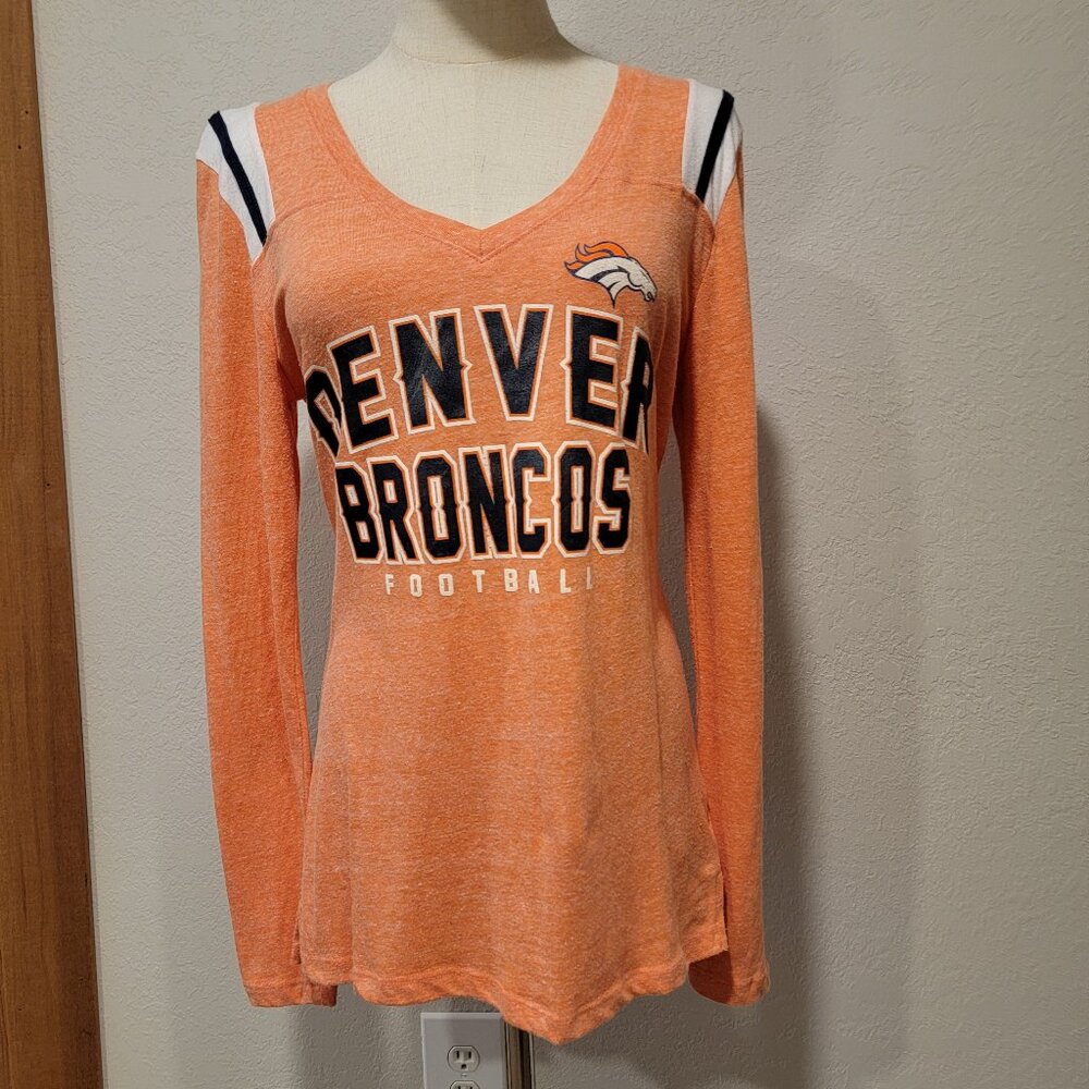 NFL Denver Broncos Women's 3/4 Sleeve TShirt. Excellent Condition! Soft/Comfy!